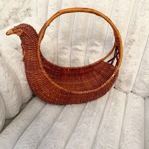 Wicker vintage chicken basket.